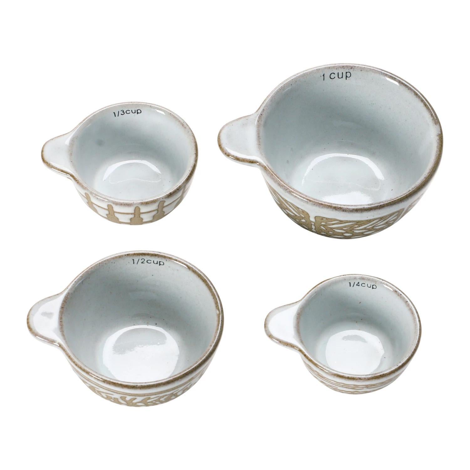 Stoneware Measuring Cups – Wax Relief Pattern, 4-Piece Set